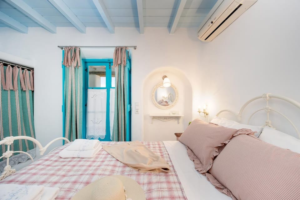 Belogna Ikons Villa in Decentralized Administration of the Aegean