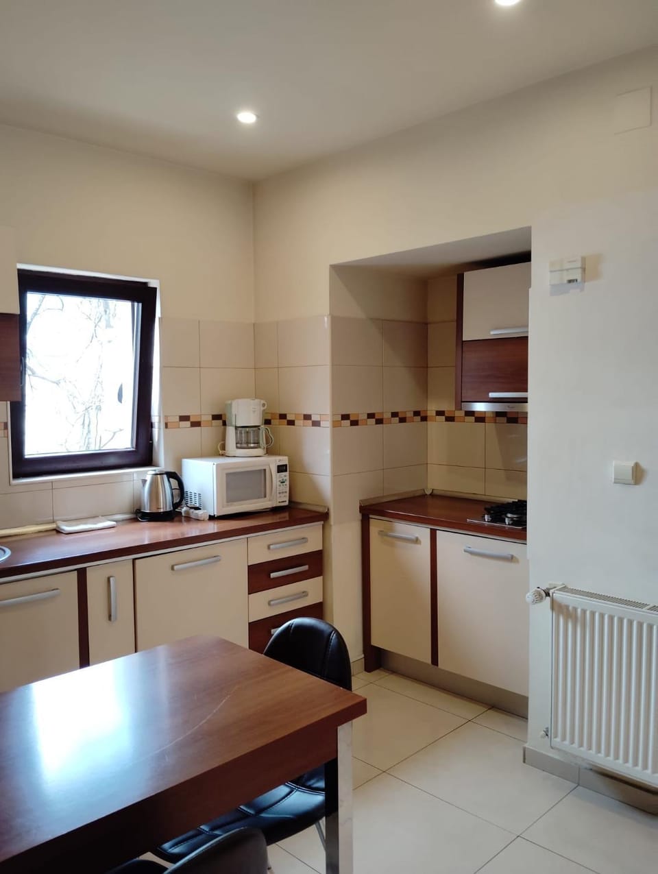 Kitchen or kitchenette, stove
