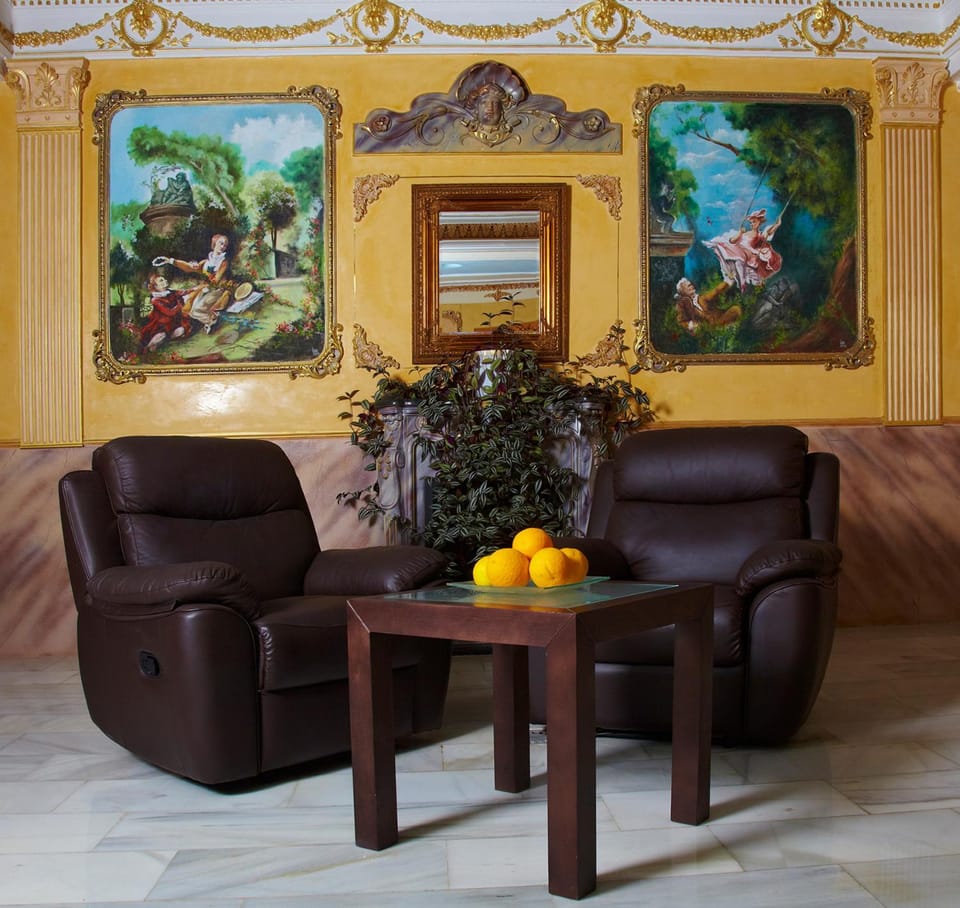 Lobby or reception, Internal: Not applicable to any particular room
