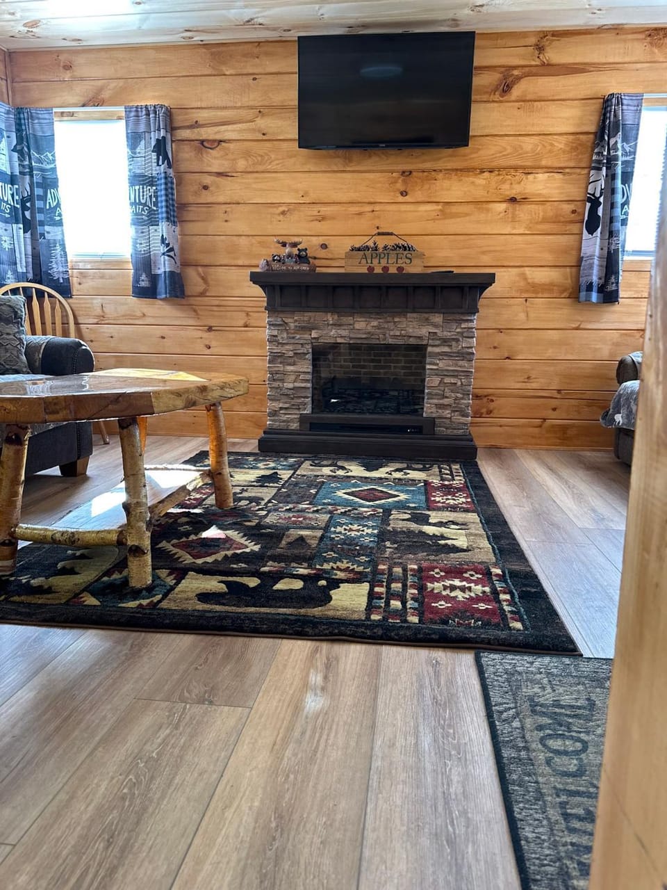 TV and multimedia, Living room, Seating area