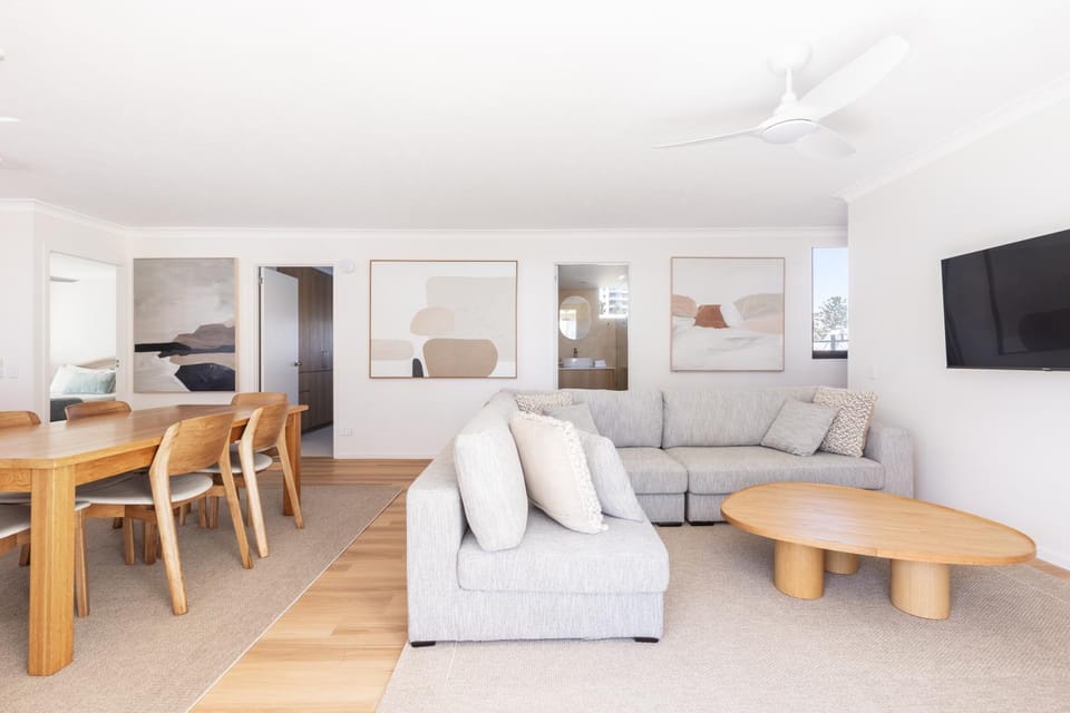Columbia Beachfront Apartments on Rainbow Bay Apartment hotel in Tweed Heads