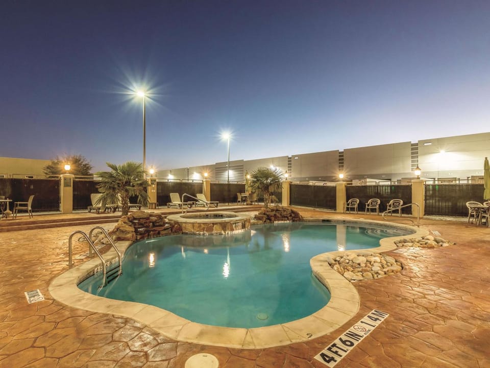 On site, Pool view, Swimming pool