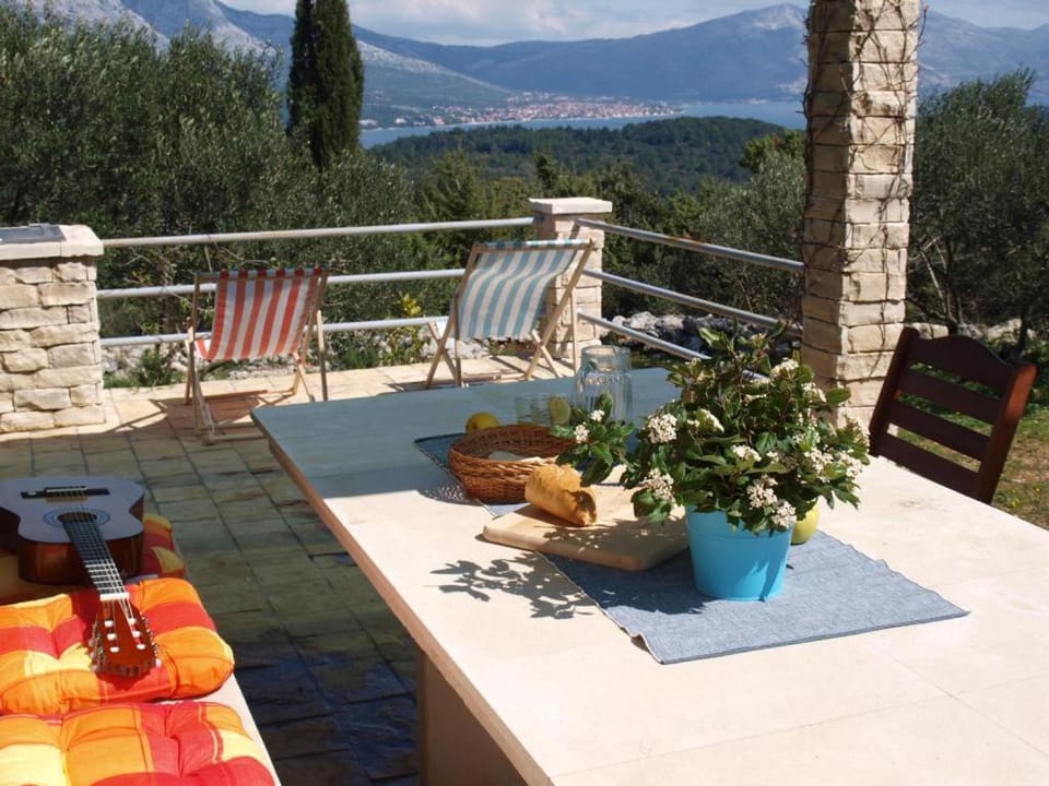 Vacation Home Friday House in Dubrovnik-Neretva County