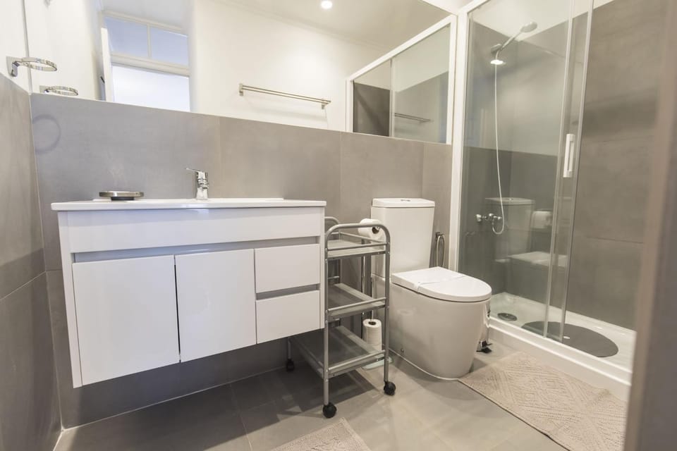 Toilet, Bathroom