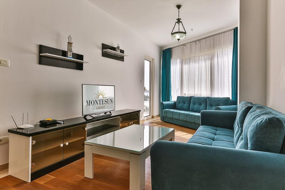 TV and multimedia, Seating area