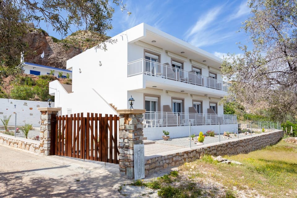 Property building, Garden view