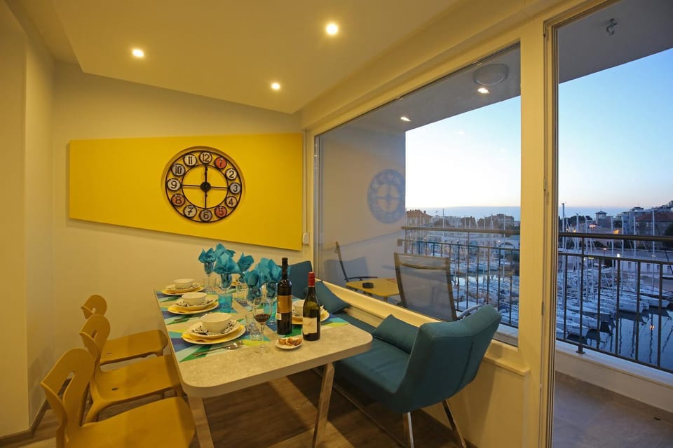 Balcony/Terrace, Photo of the whole room, Dining area, Sea view