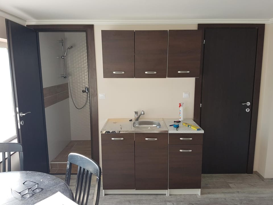 Meszaros apartman Bed and Breakfast in Siófok