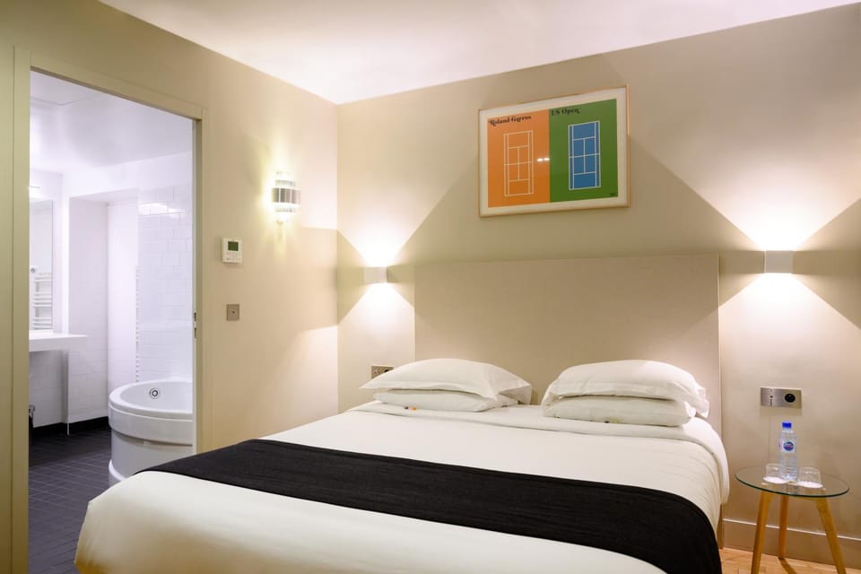 Bathroom, Bedroom
