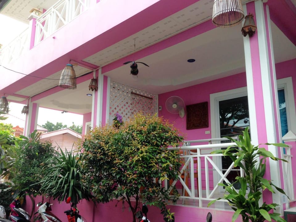 Property building, Balcony/Terrace