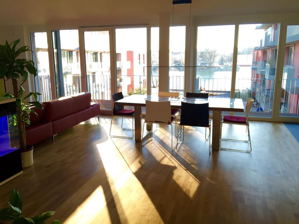 Rhein Melodie riverview luxury Apartment in Konstanz