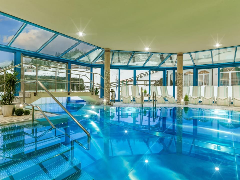 Swimming pool, Open Air Bath