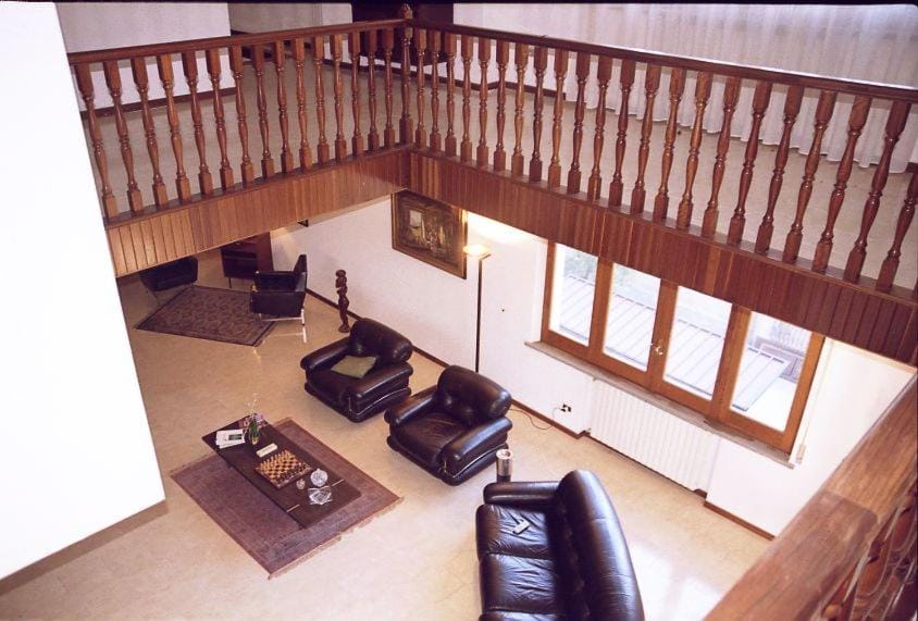Communal lounge/ TV room, Lobby or reception