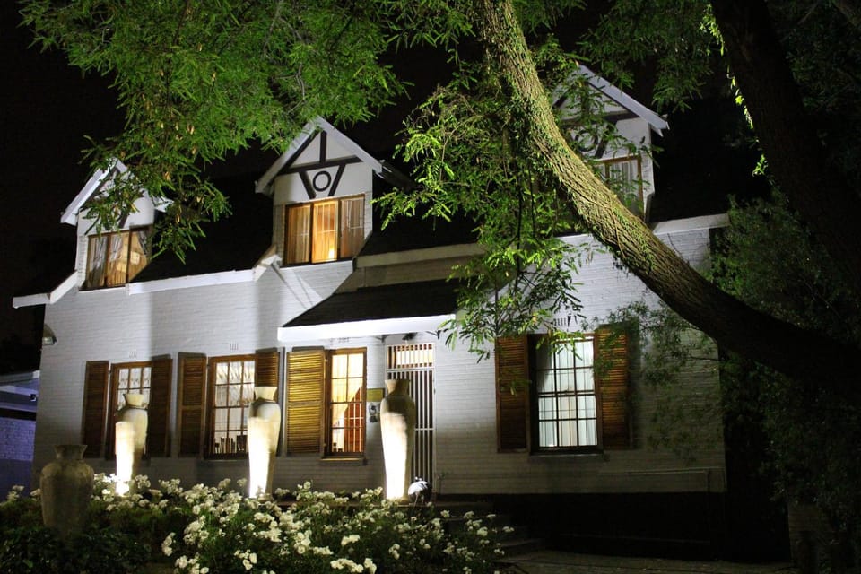 Night, Garden view