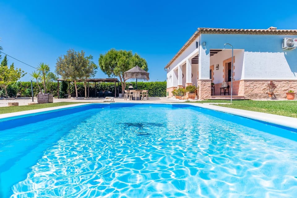 Property building, BBQ facilities, Garden, Solarium, Garden view, Pool view, Swimming pool