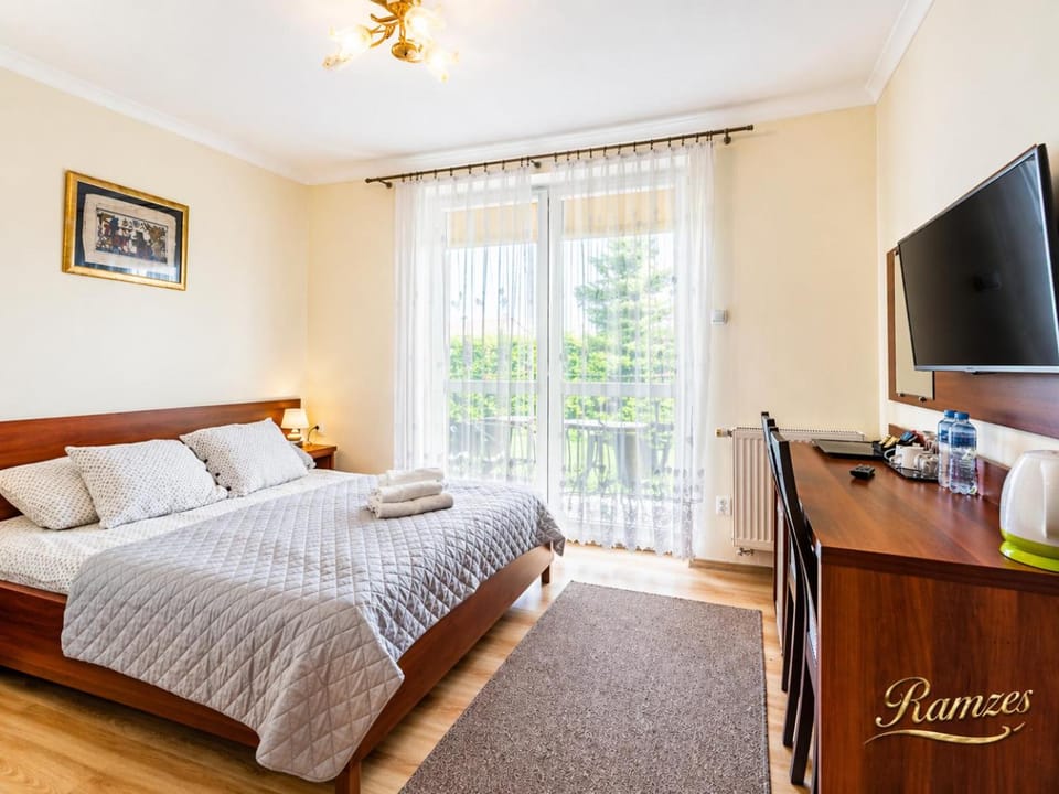 RAMZES USTKA -pokoje z balkonami,parking,Blisko do plaży Bed and Breakfast in Pomeranian Voivodeship