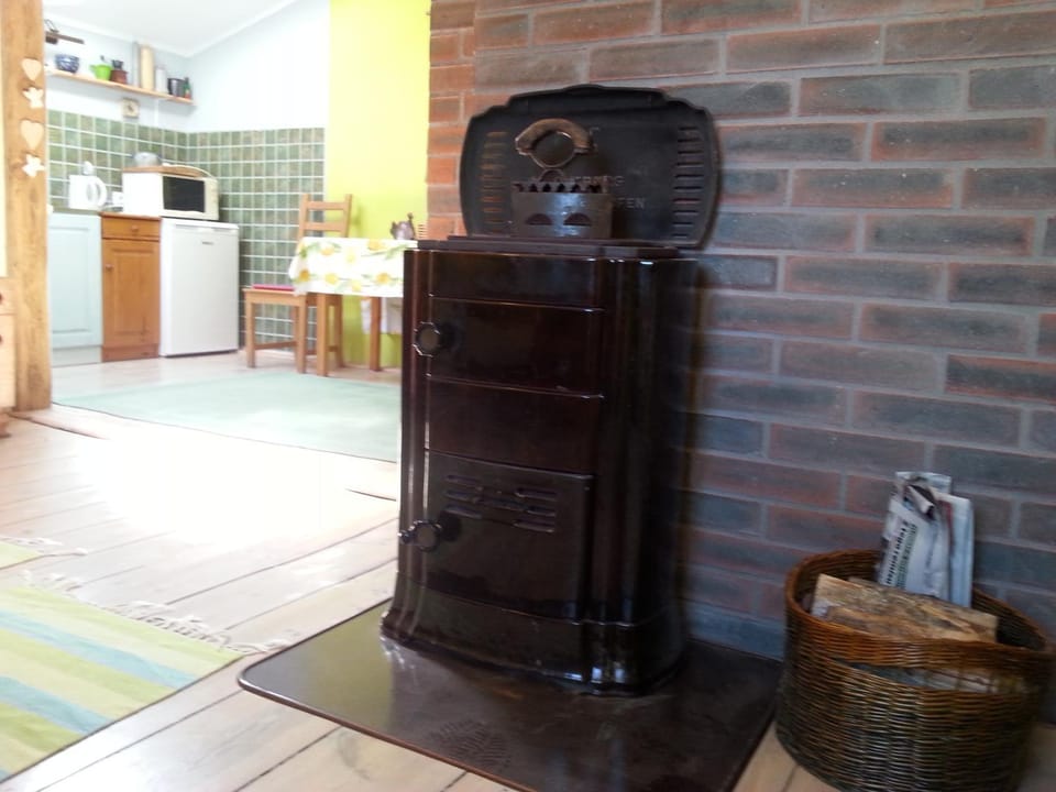 Photo of the whole room, Decorative detail