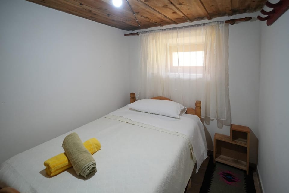 Kulla e Sadri Lukes Bed and Breakfast in Montenegro