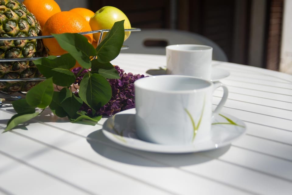 Balcony/Terrace, Garden view