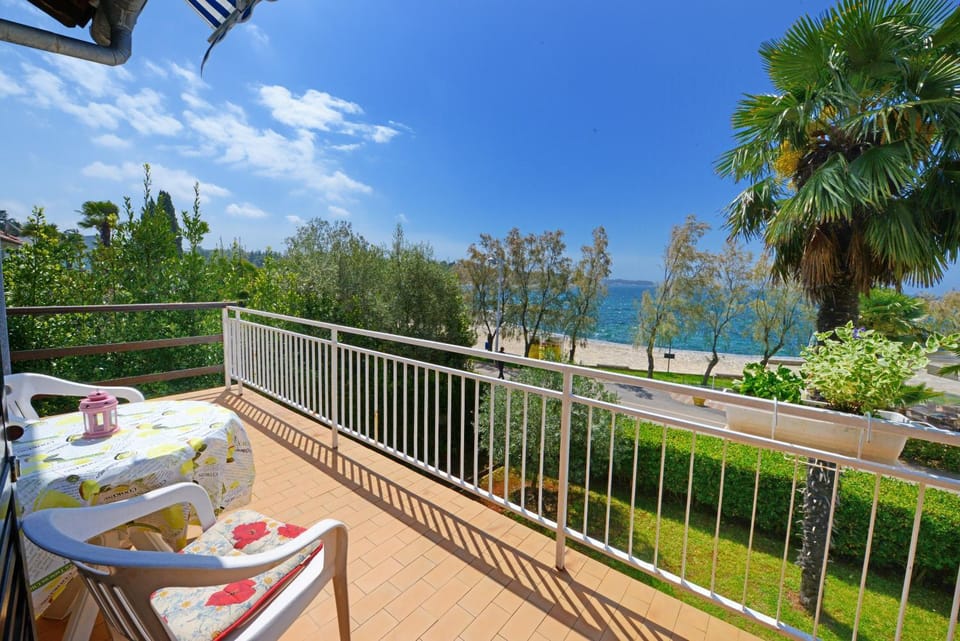 Beautiful apartments first row to the sea Apartment in Poreč