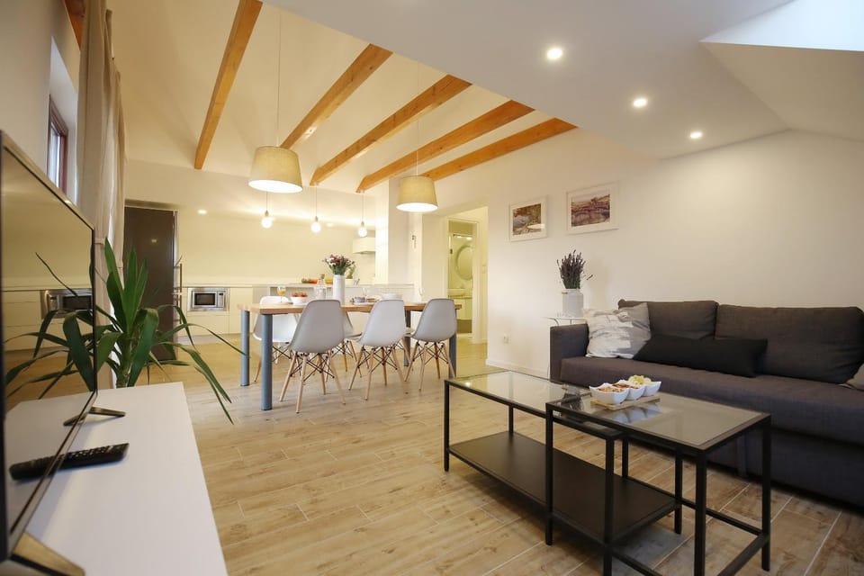 Communal lounge/ TV room, Communal kitchen