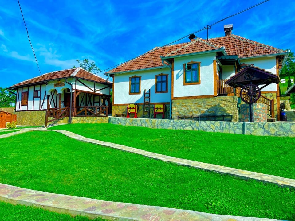 Property building, Garden, Garden view
