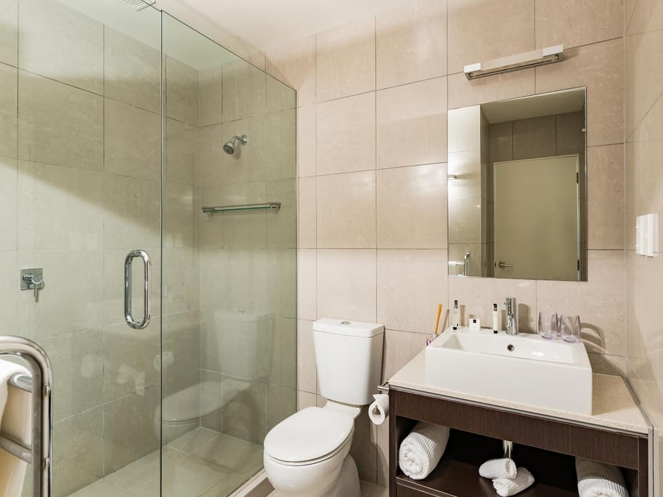 Shower, Toilet, Bathroom