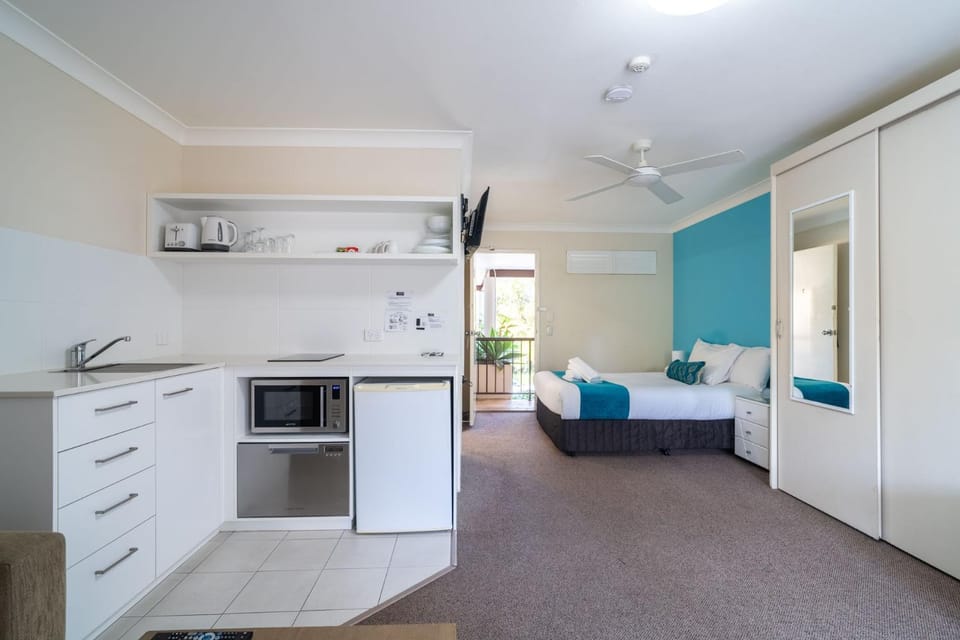 Byron Bayside Central Studio Apartments Motel in Byron Bay