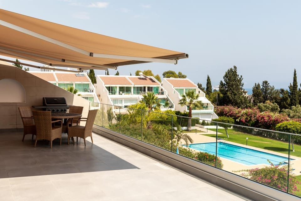 Pool view