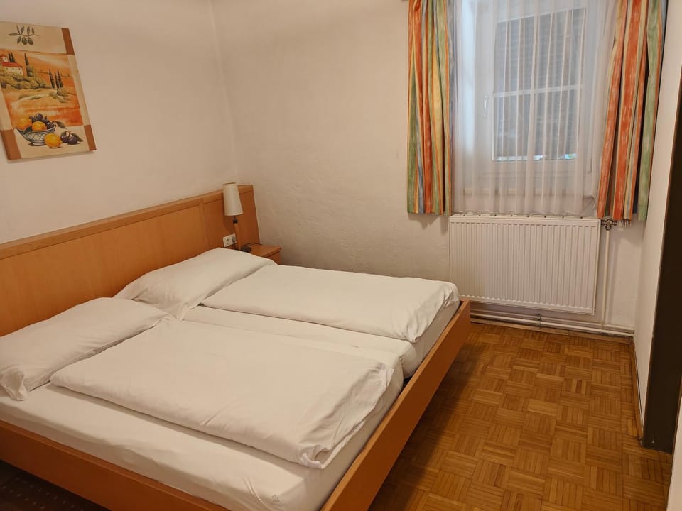 Gästehaus Einzinger Bed and Breakfast in Austria