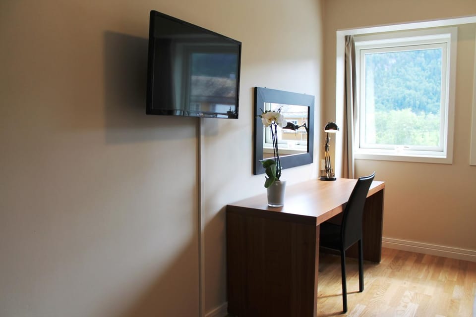TV and multimedia, Seating area