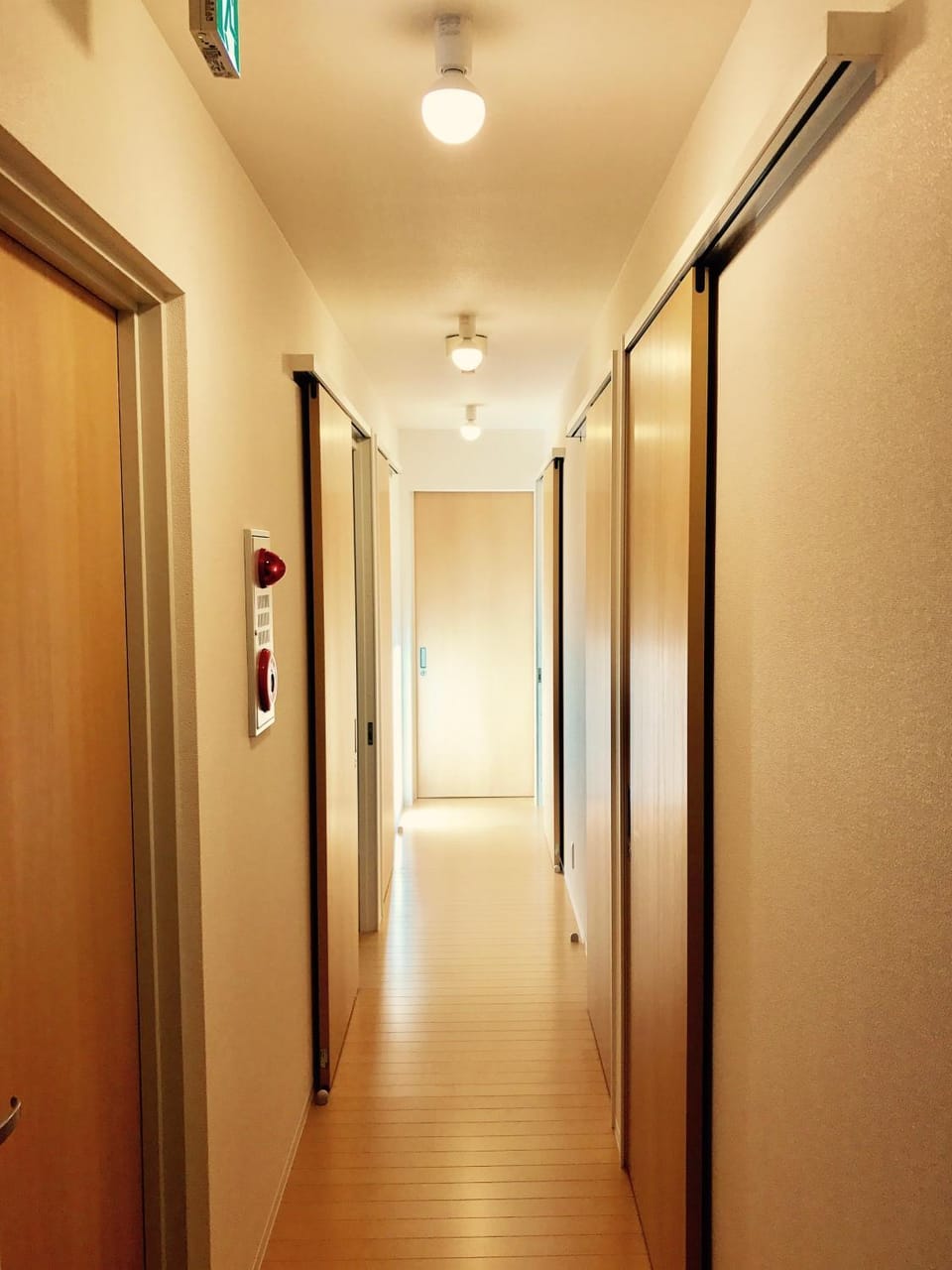 Photo of the whole room, Decorative detail, Bedroom