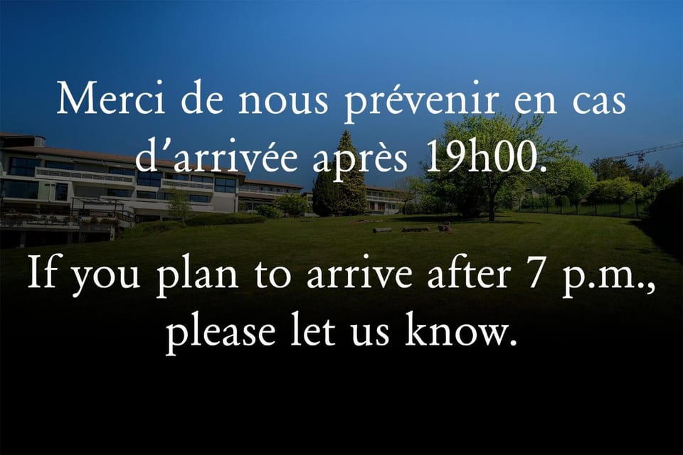 Property building, Lobby or reception