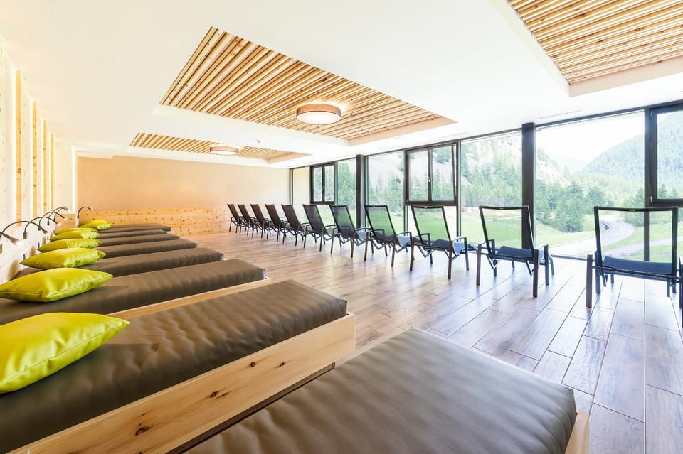 Spa and wellness centre/facilities, Swimming pool
