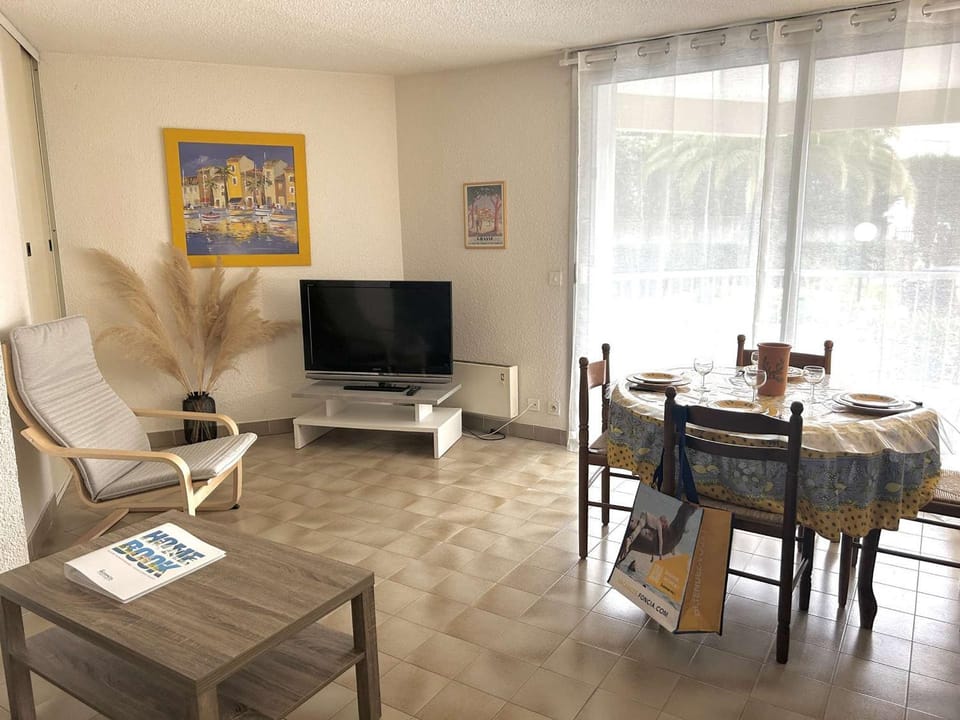 Appartement T3 avec terrasse et garage proche mer – Saint-Raphaël - FR-1-226A-146 Apartment in Saint-Raphael