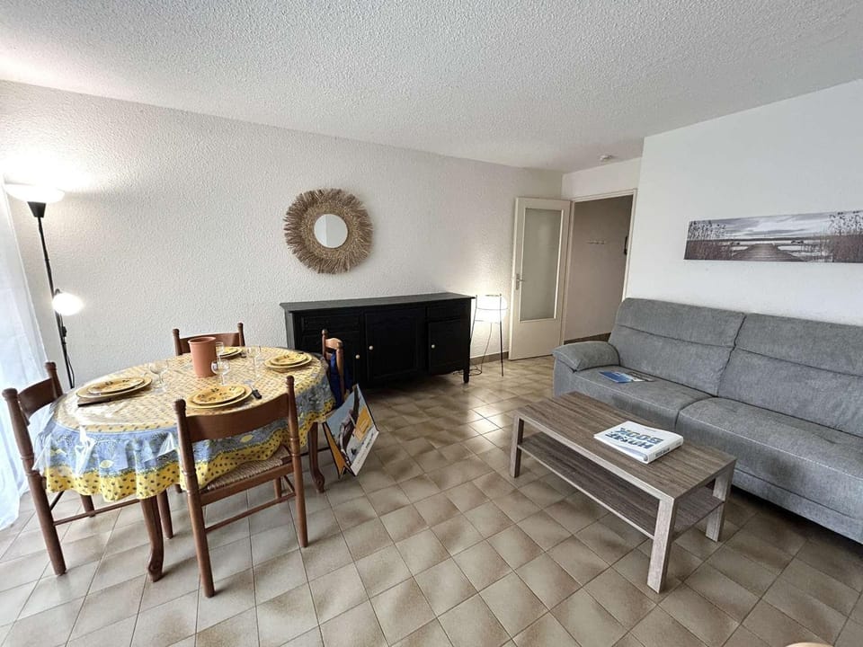 Appartement T3 avec terrasse et garage proche mer – Saint-Raphaël - FR-1-226A-146 Apartment in Saint-Raphael