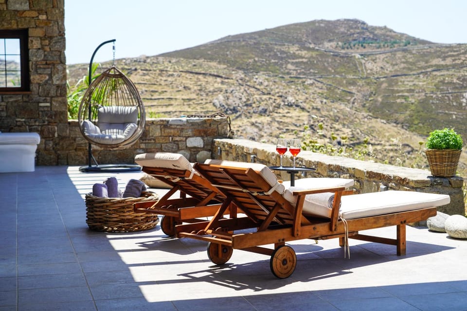 Patio, Mountain view