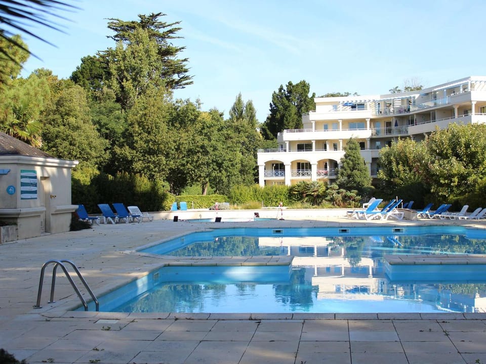 Appartement 2 pièces avec terrasse, parking, piscines - à 300m de la plage à La Baule - FR-1-245-18 Apartment in Pornichet