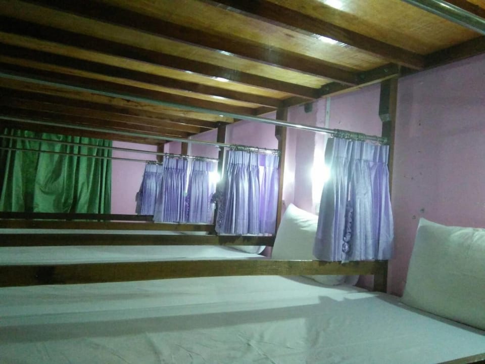 bunk bed