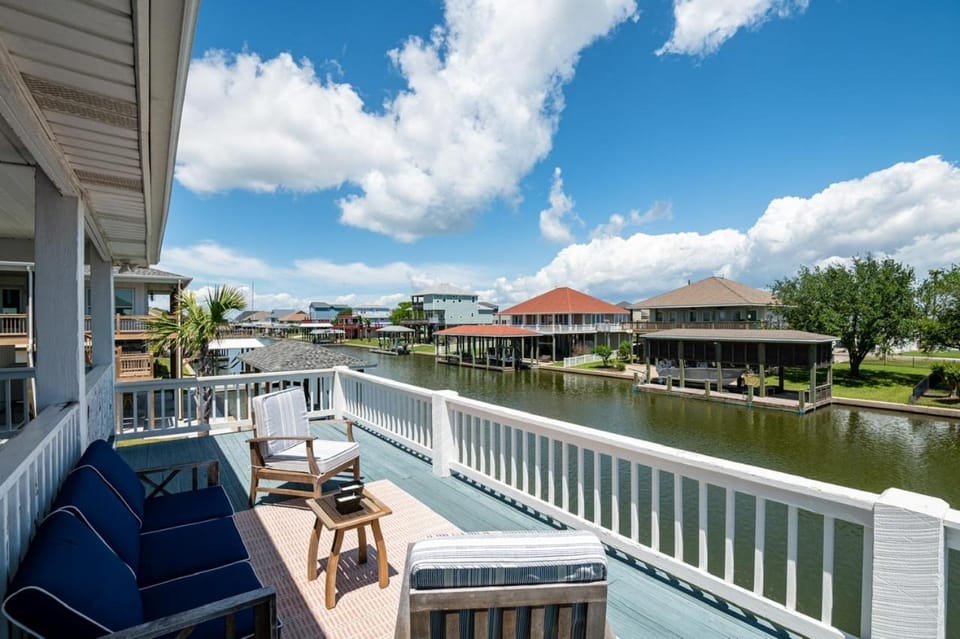 Happy Days On Waterways House in Bolivar Peninsula