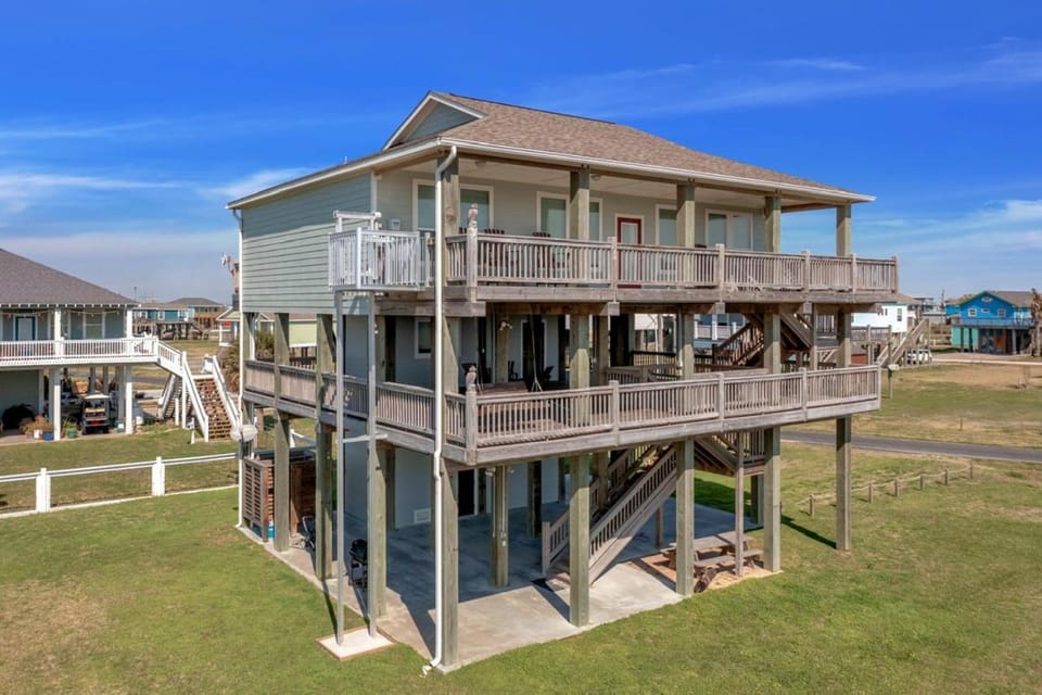 La` Bella Vie Home House in Bolivar Peninsula