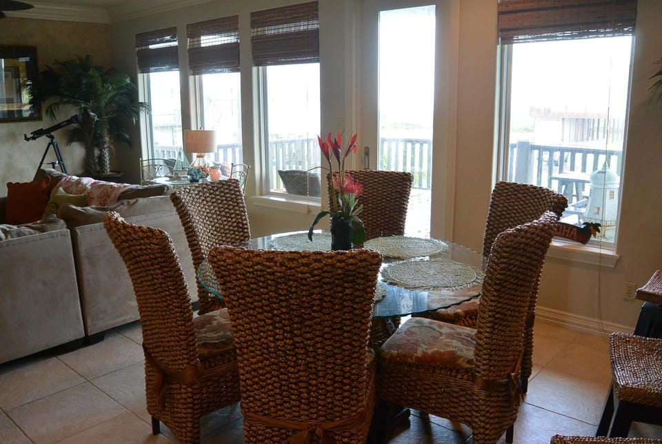 The Sandy Cork Home House in Bolivar Peninsula