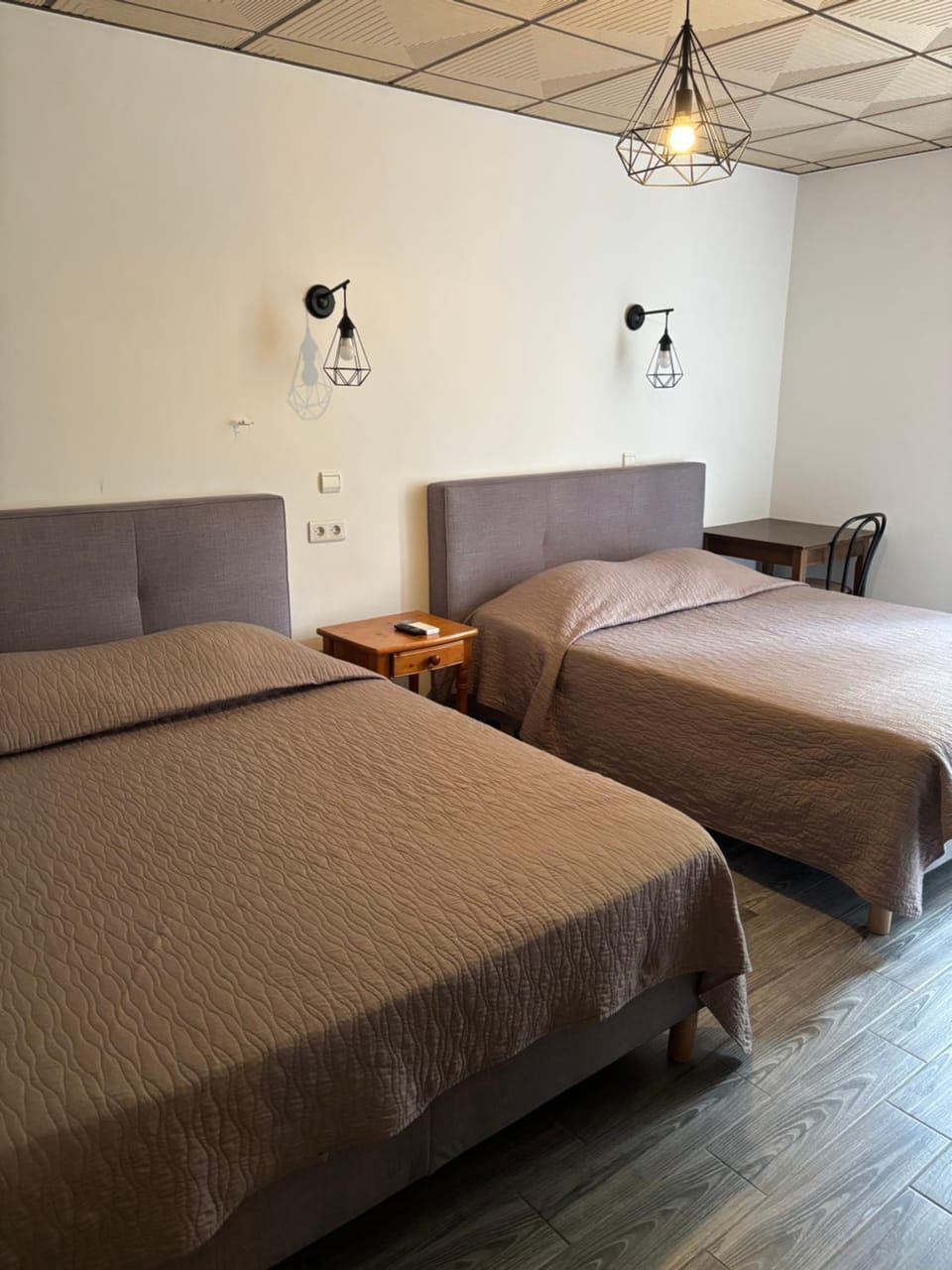 Hotel & Restaurant Le Beau Sejour Hotel in Ota