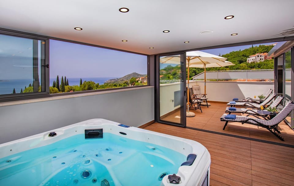 Hot Tub, Spa and wellness centre/facilities