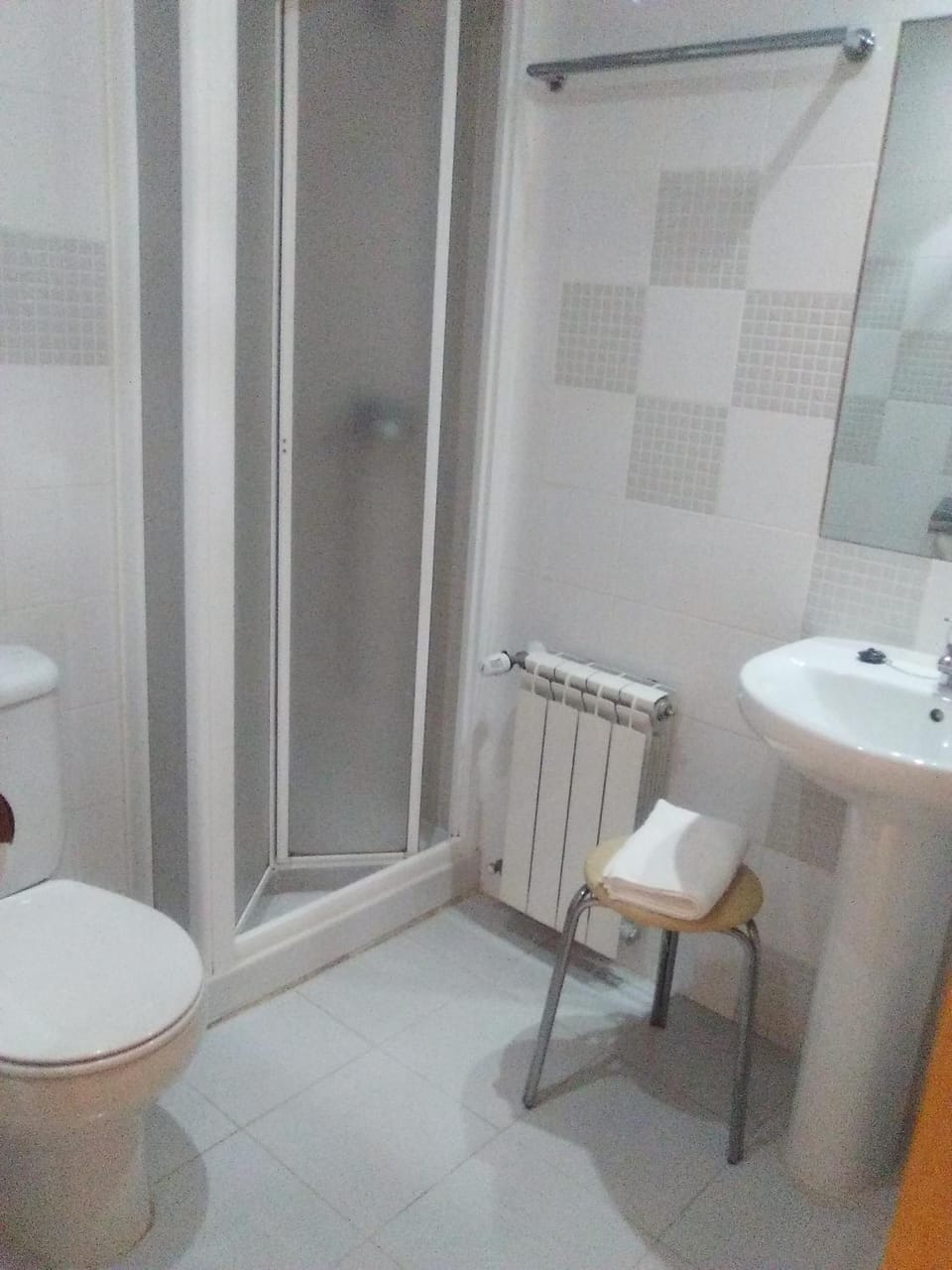 Hostal Restaurante Taracena Bed and Breakfast in Community of Madrid