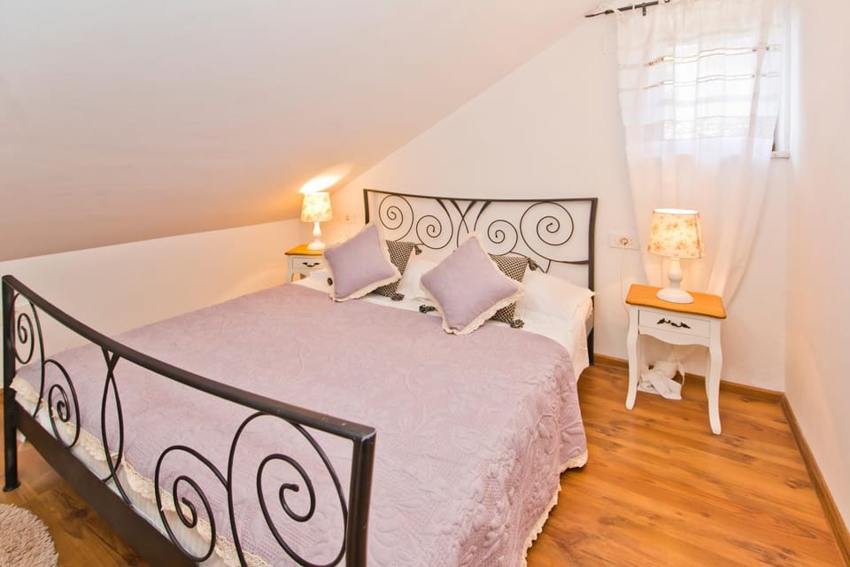 Villa Kate -with private pool and BBQ Villa in Hvar