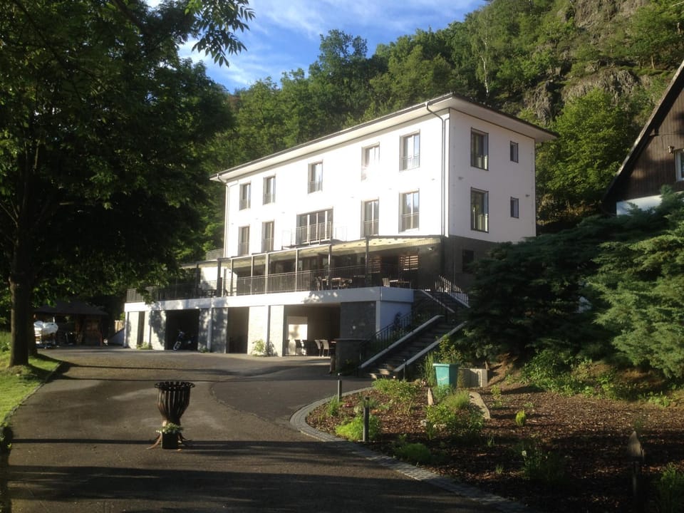 Property building, Facade/entrance