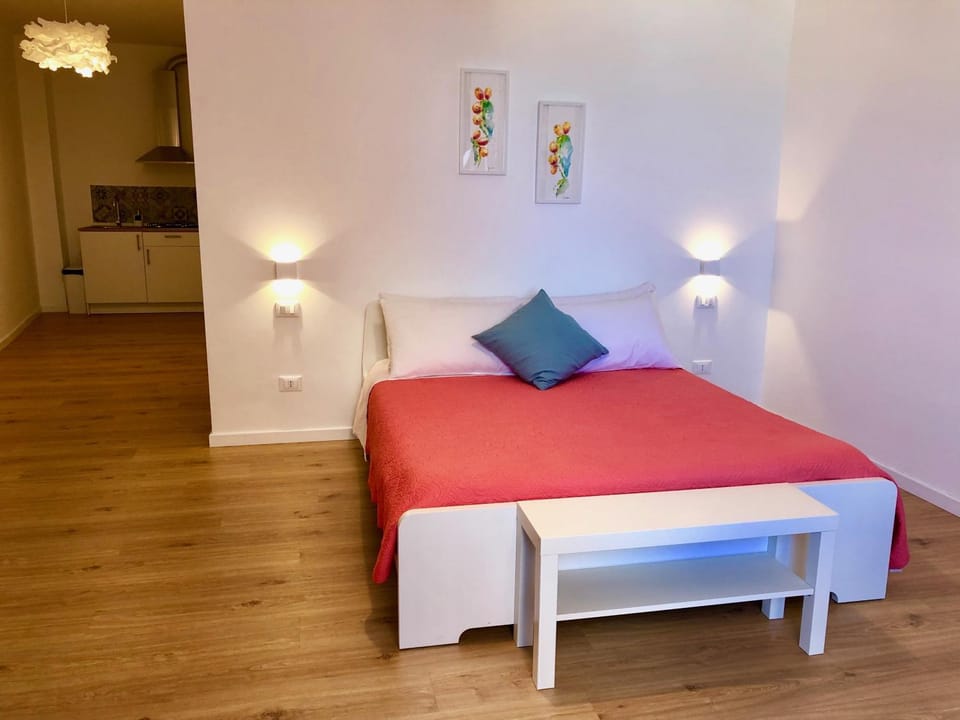 Mondello Beach Rooms - by the sea Bed and Breakfast in Palermo