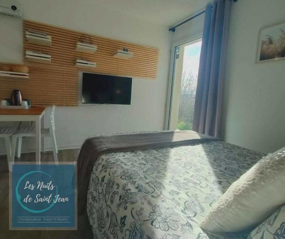 Les Nuits de Saint Jean Bed and Breakfast in Auvergne-Rhône-Alpes