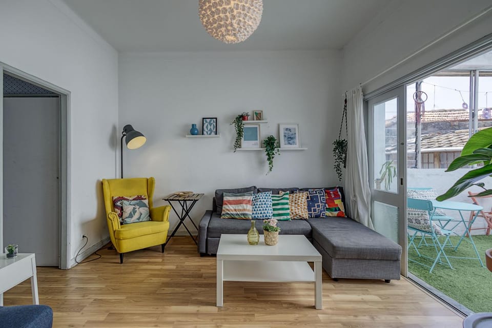 Travel & Live Hostel Hostel in Porto